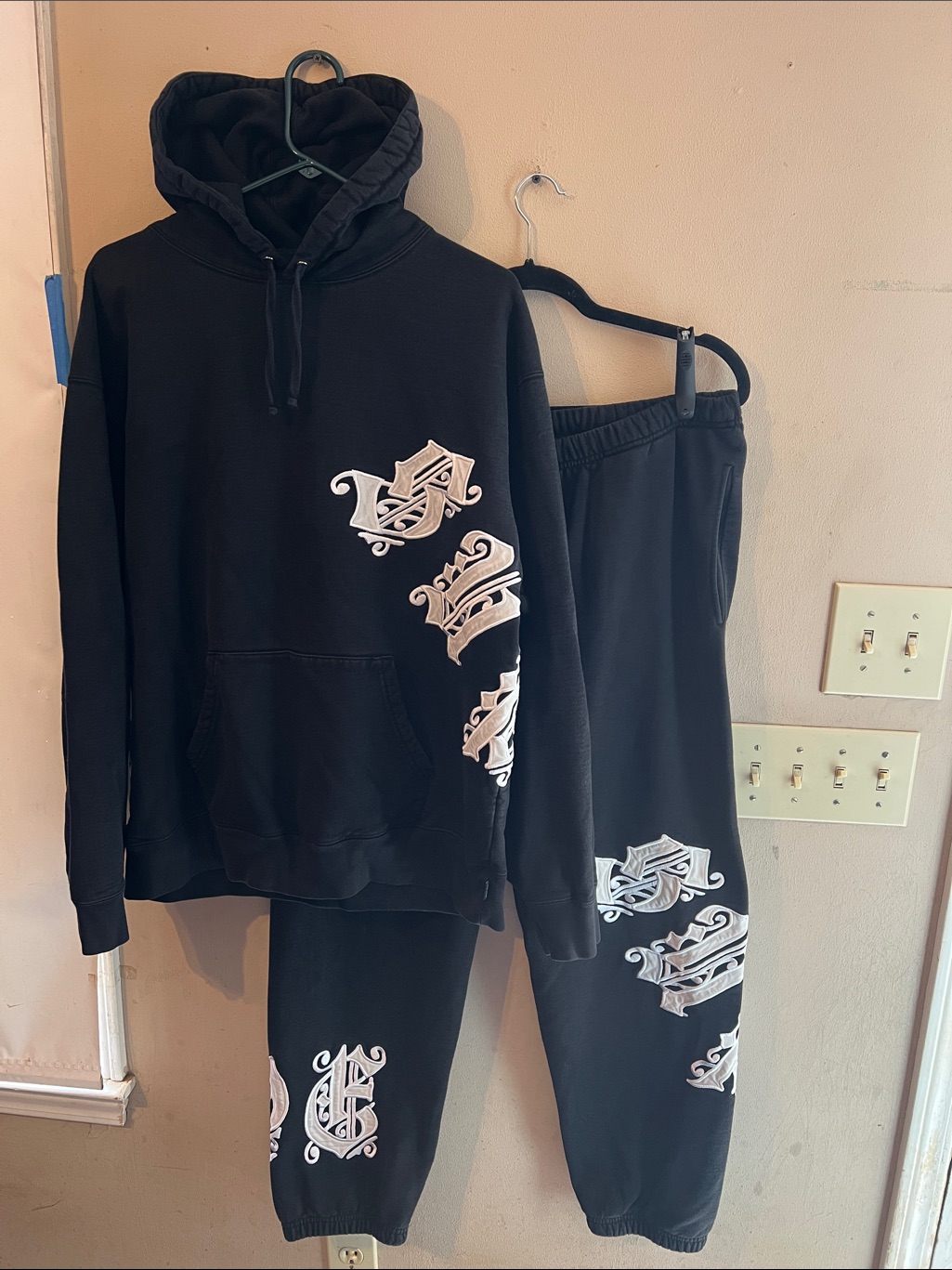 Supreme Old English Wrap Sweatsuit Black Hoodie & Sweatpants Size Large